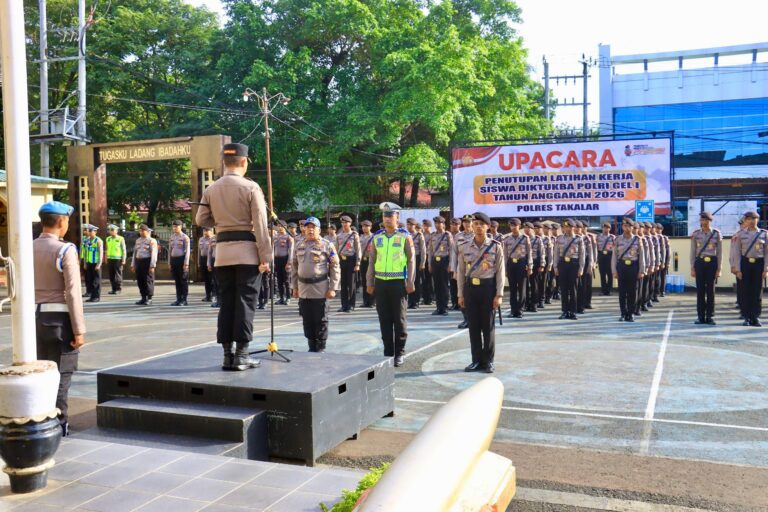 Upacara Penutupan Latja Diktukba Polri 2026, Kapolres Takalar Tekankan Polisi Humanis dan Profesional