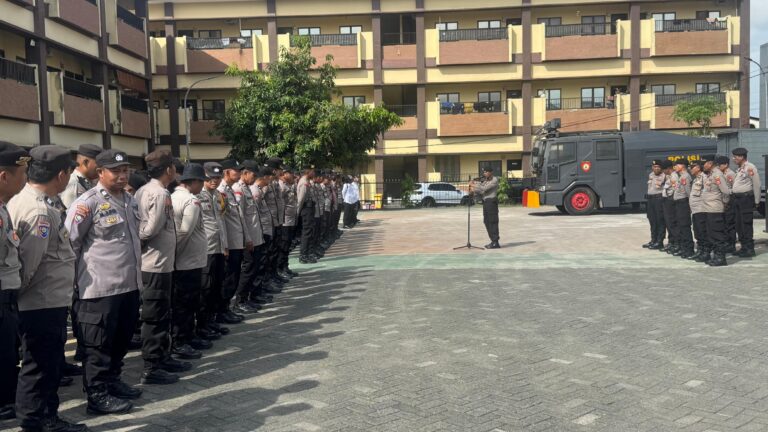 Polres Gowa Asah Formasi dan Kekompakan Lewat Latihan Dalmas Rutin