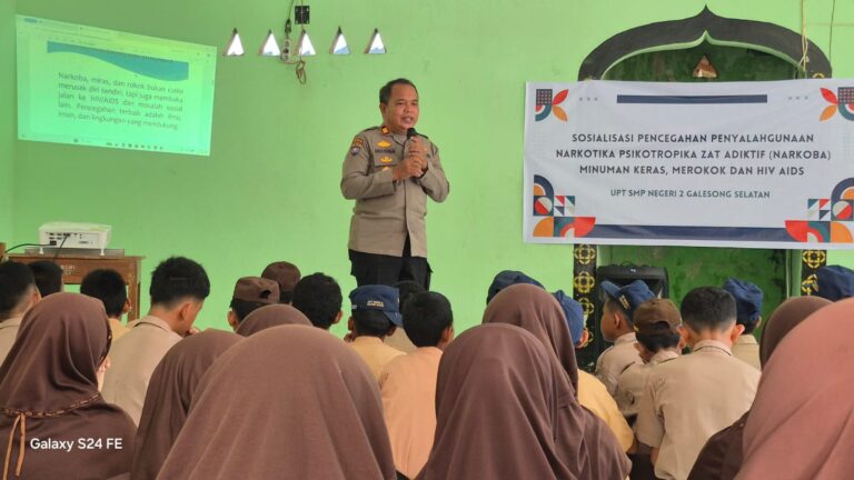 Cegah Narkoba dan Kenakalan Remaja, Kapolsek Galesong Selatan Edukasi Pelajar SMPN 2 Galesong Selatan