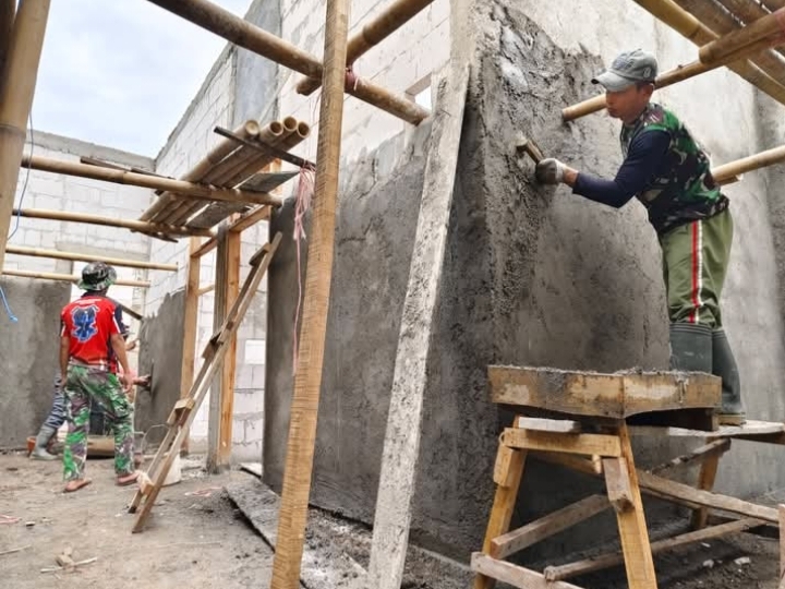 Dinding Mulai Dirapikan, RTLH TMMD ke-128 Tahun 2026 Kodim 1425/Jeneponto Capai 60 Persen