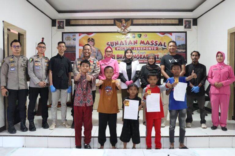 Polres Jeneponto Gelar Sunat Massal Modern Premium Gratis Menyambut Hari Bhayangkara ke-80 Tahun 2026