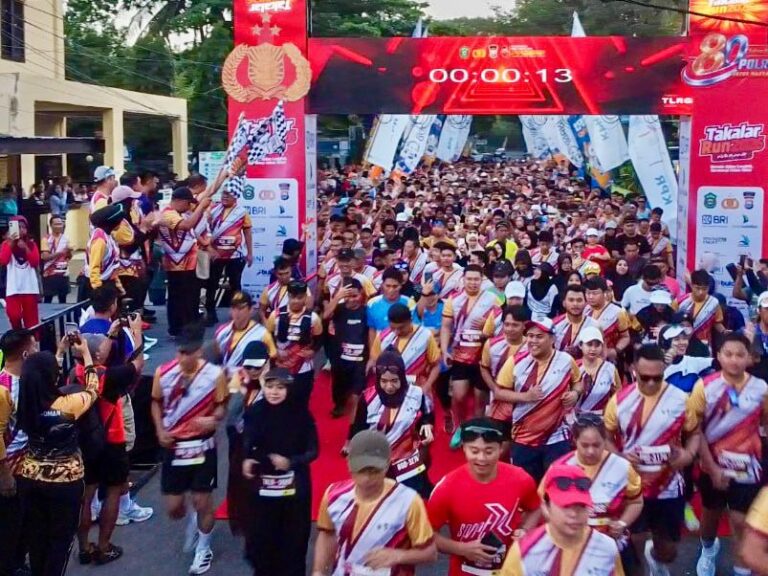 Takalar Run 2026 HUT Bhayangkara ke-80 Sukses Digelar, Ribuan Pelari Padati Jalanan Kota Takalar