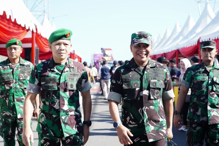 *Perkuat Ketahanan Pangan Sulawesi Selatan, Kasdam XIV/Hsn Hadiri Penyerahan Bantuan Kementan RI*