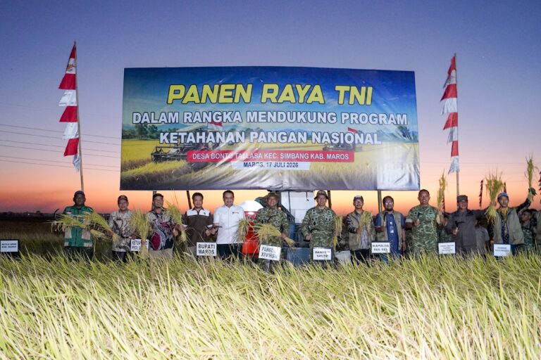 *Panen Raya Bersama Presiden RI, Pangdam XIV/Hsn Tegaskan Sulsel Tetap Kokoh sebagai Lumbung Pangan Nasional*