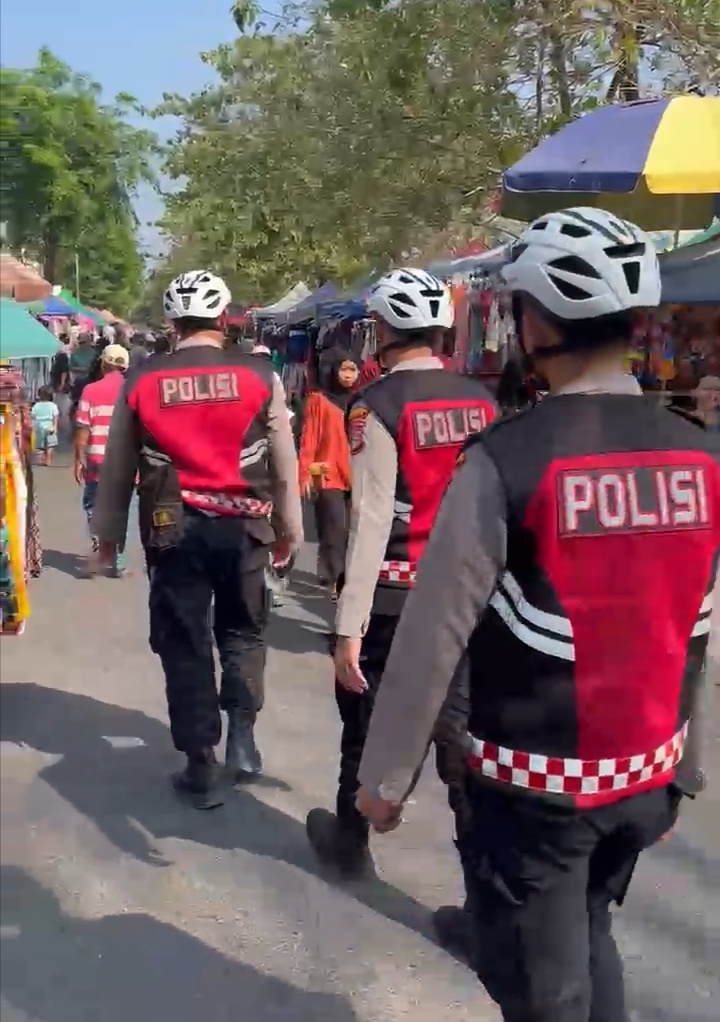 Gowes Sambil Jaga Kamtibmas, Sat Samapta Polresta Gowa Sambangi Car Free Day