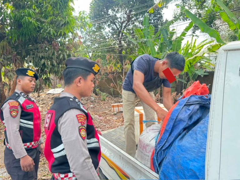 Polresta Gowa Musnahkan 650 Liter Ballo Hasil Penindakan Miras di Manuju