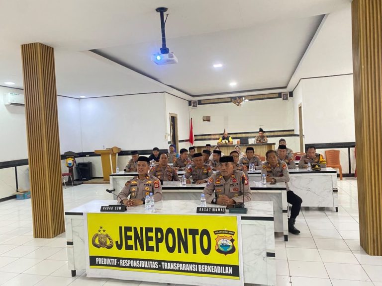 Polres Jeneponto Ikuti Zoom Meeting Binrohtal Bersama Kapolri dan Gus Baha