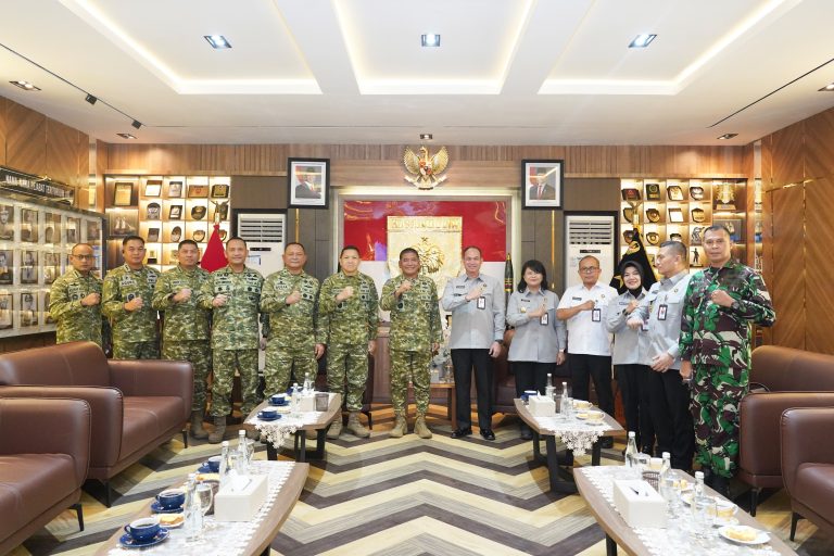 *Terima Kunjungan Deputi Geoekonomi DPN, Pangdam XIV/Hasanuddin Dukung Ketahanan Nasional*