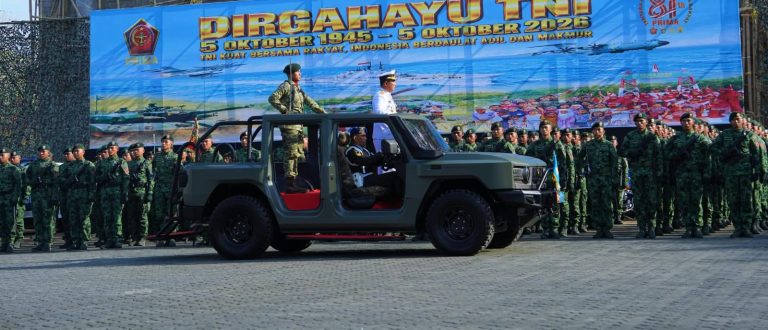 *HUT ke-81 TNI Digelar Sederhana, 1.992 Prajurit Tiga Matra Teguhkan Soliditas dan Empati*